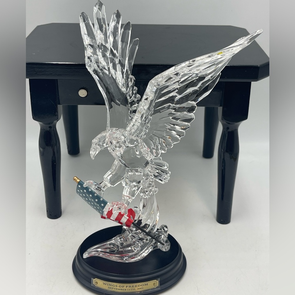 Hawthorne Village: “Wings of Freedom" Bald Eagle Resin Sculpture w/American Flag